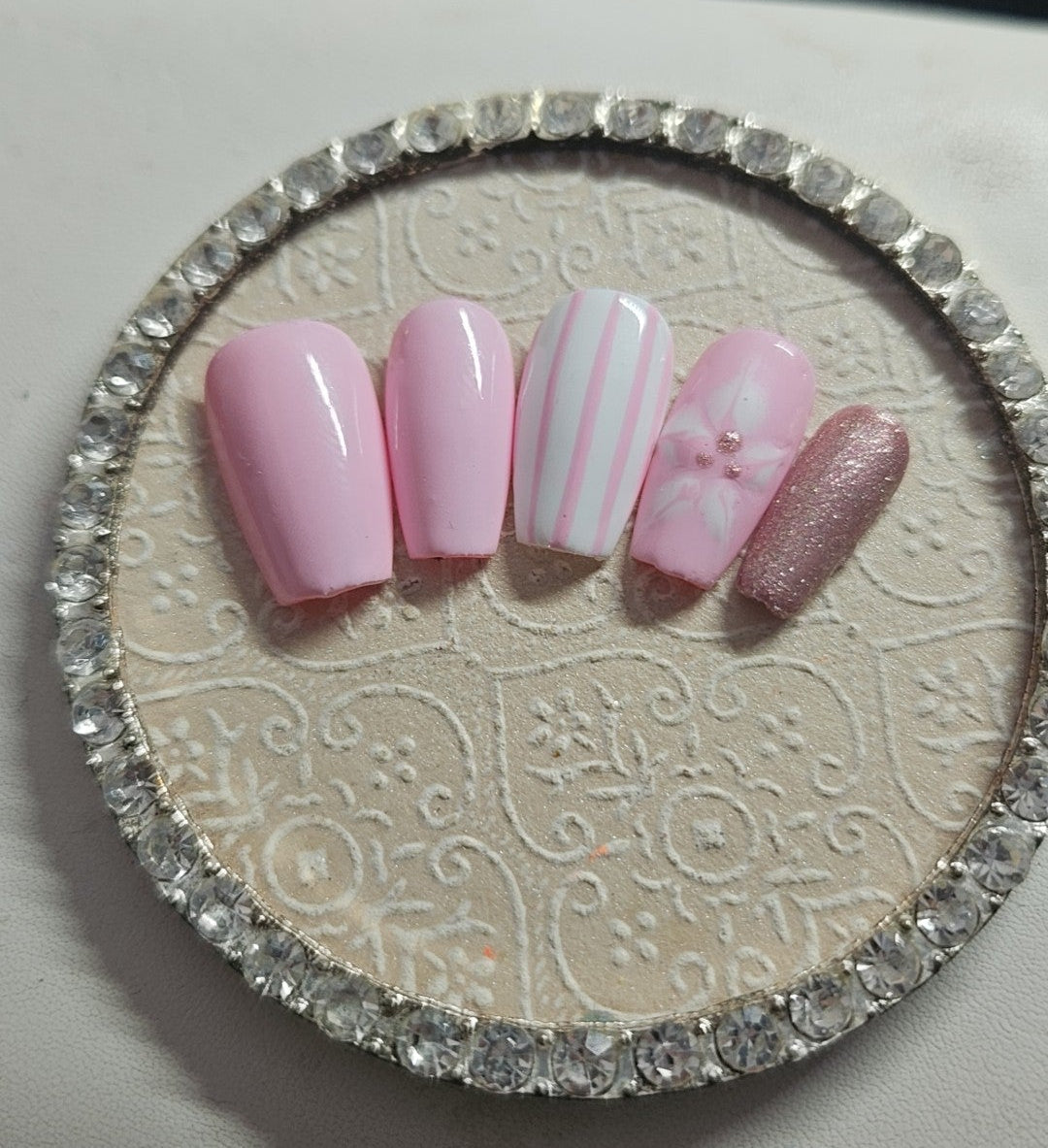 Press-On Nails Candy Crush Floral Pressonnailsdesign