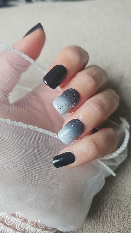 Press-On Nails Élégance scintillante Pressonnailsdesign