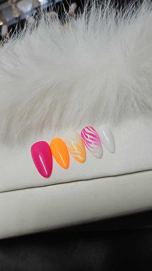 Press-On Nails Sauvage Néon Pressonnailsdesign
