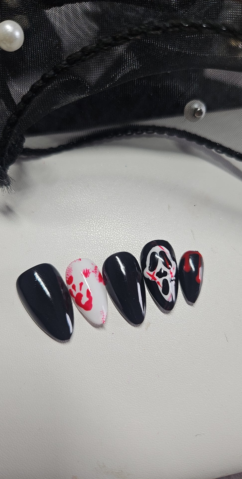 Press-On Nails Dark Scream Pressonnailsdesign