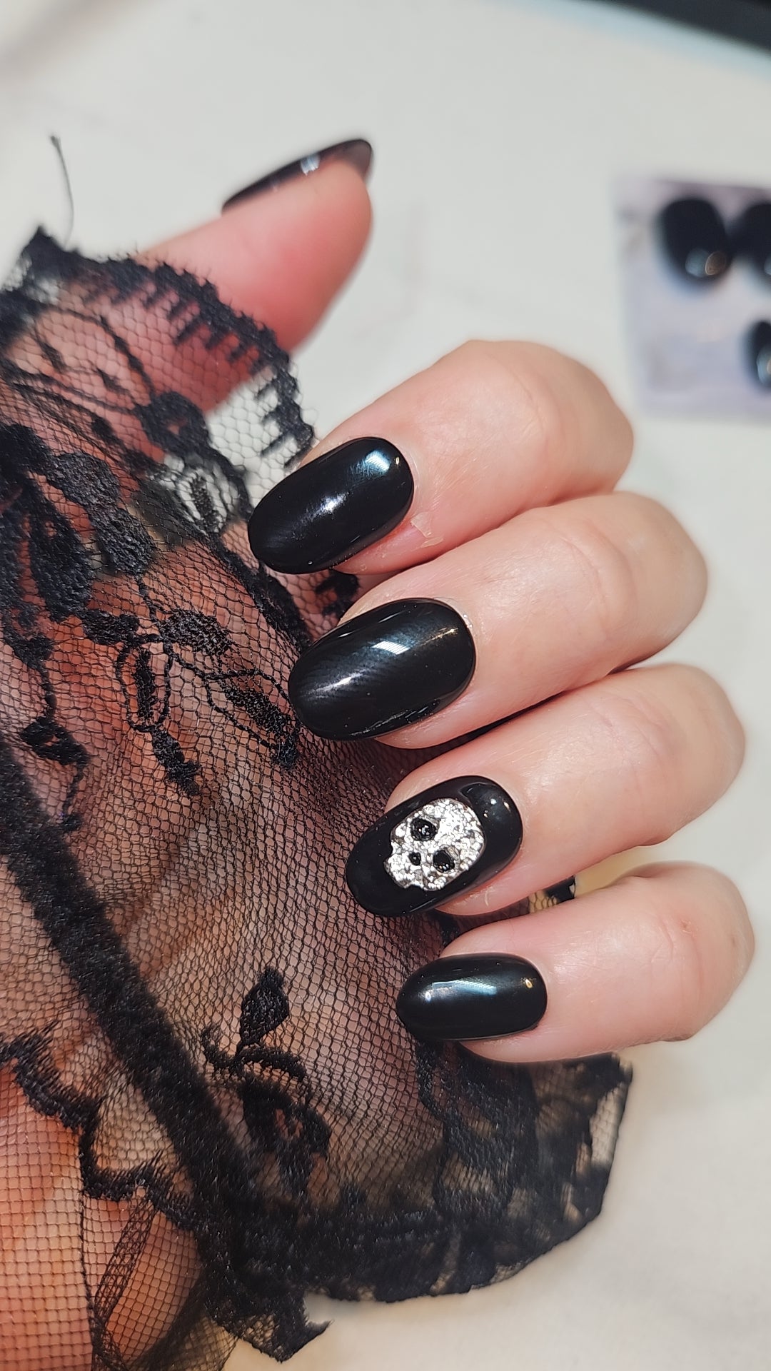 Press-On Nails Skull Élégance Pressonnailsdesign