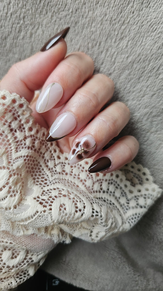 Press-On Nails Manucure Chic et Automnale Pressonnailsdesign