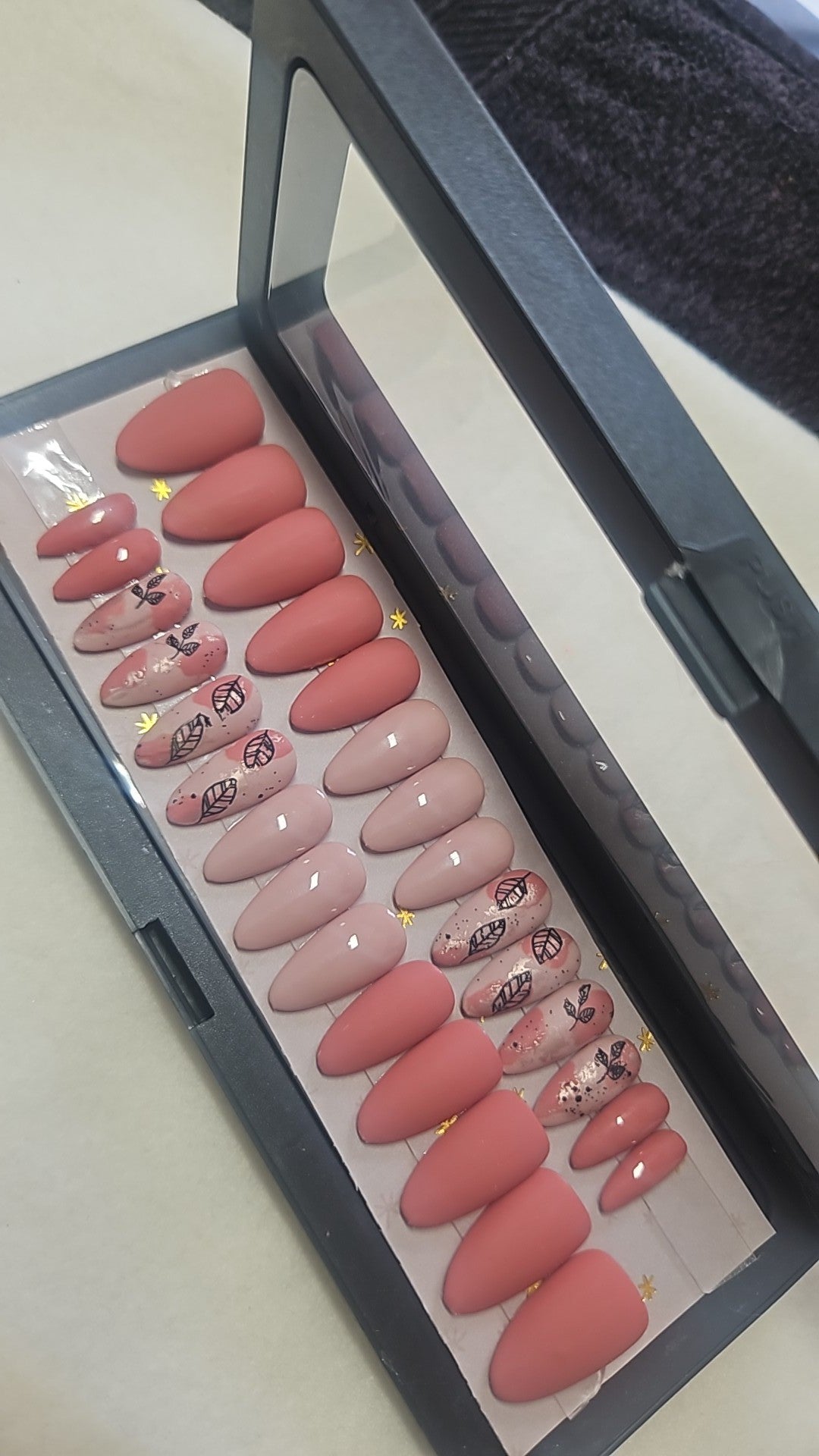 Press-On Nails Nuances de Roses Pressonnailsdesign